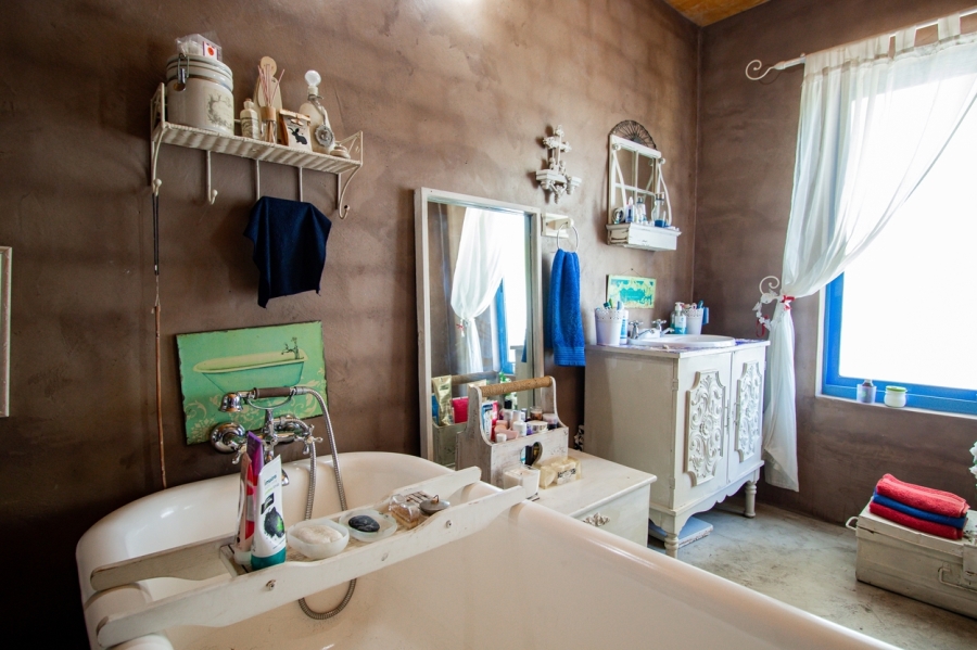 4 Bedroom Property for Sale in Blue Lagoon Western Cape